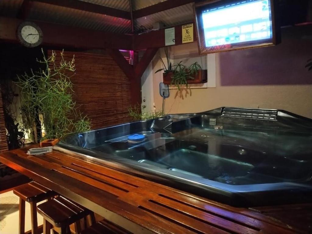 Tampa Bay Beautiful Apartment And Private Jacuzzi Екстер'єр фото